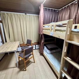 木の家ゲストハウス太田南口館，位于太田市的酒店