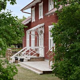 Charming Bed & Breakfast - Villa Högby，位于勒托普的酒店
