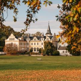 Schloss und Gut Liebenberg，位于利本伯格的酒店