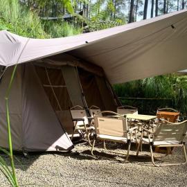 corak alam glamping，位于Tangkubanperahu的酒店