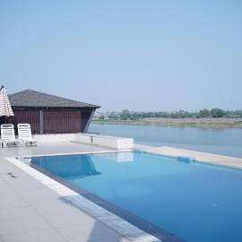 Riviera Resort and Hotel，位于杜尔格的酒店