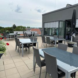 Hotel Efcannos，位于Vechelde的酒店