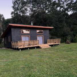 Cabañas Jardín del Río，位于Collentañe的酒店