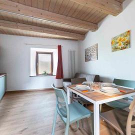 Holiday Homes in Castelletta-Marken 55261，位于Precicchie的酒店