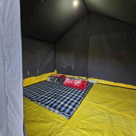 Nomad Nivas Campsite，位于Delmāra的酒店