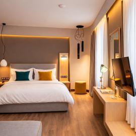 St. Bjur Suites,位于雅典的酒店