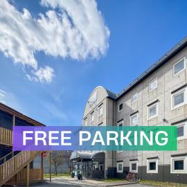Injoy Hotel Elmia，位于延雪平的酒店