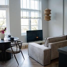 Naest - Authentic Escapes Old Town Villa Nijmegen，位于奈梅亨的酒店