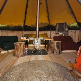 Tipi Mountain Camp，位于Sorsele的酒店