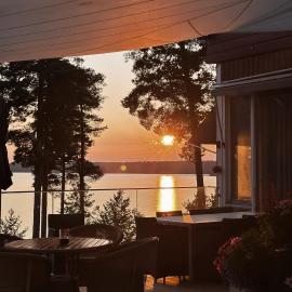 Bommersvik Hotell & Konferens，位于Järna的酒店