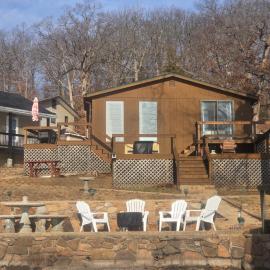 Shady Valley Lakefront Cottage，位于Sunrise Beach的酒店