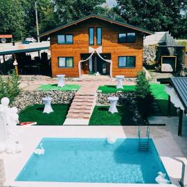 Cabana Athos，位于札勒乌的酒店