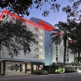 Hampton Inn Miami-Coconut Grove/Coral Gables，位于迈阿密的酒店