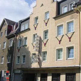 Hotel Schmidt，位于塞尔布的酒店