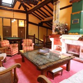 Posada Palacio de Beola by Clabao，位于Almándoz的酒店