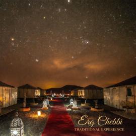 Erg Chebbi Traditional Experience & Activities，位于梅尔祖卡的酒店