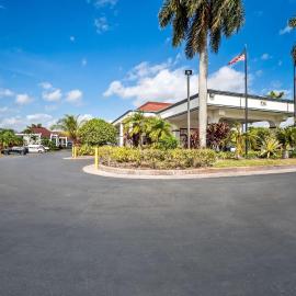 Days Inn by Wyndham Florida City，位于佛罗里达市的酒店