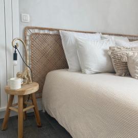 The Conservatory, a cosy private attic located central between Ghent Antwerp Brussels，位于洛克伦的酒店