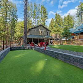 Lake Cabins Lodge，位于罗纳德的酒店