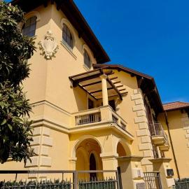 IL PALAZZO - Luxury Home & Event，位于科森扎的酒店