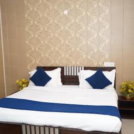 Hotel The Bliss Near Housing Board Chowk Mani Majra Chandigarh