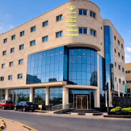منــازل الماسة للشقق المخدومة，位于欧奈宰的酒店