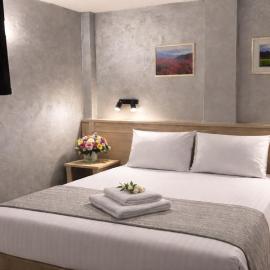 Hotel Aris