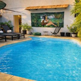 Sous le Badamier Quiet Boutique Hotel with Pool near Grand Baie，位于格兰贝伊的酒店