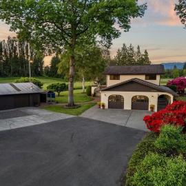 Villa Mt Rainier，位于伊纳姆克洛的酒店
