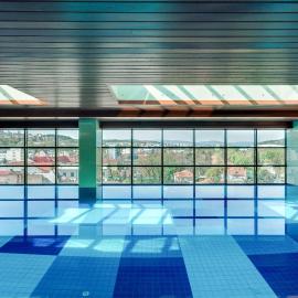 DoubleTree by Hilton Hotel Cluj - City Plaza，位于克卢日-纳波卡的酒店