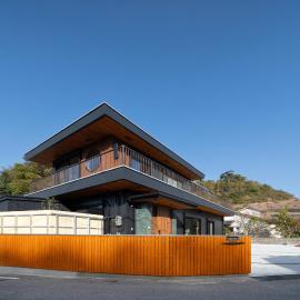URADO TERRACE Private villa 無料駐車場4台 最大10名 桂浜近く ジャグジー シアタールーム完備，位于高知的酒店