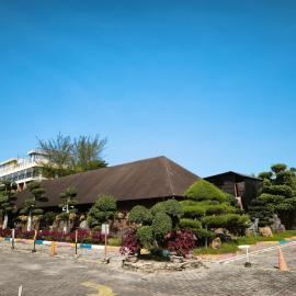 Thong's Inn Hotel Kualanamu，位于棉兰的酒店