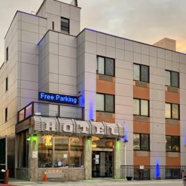 Umbrella Hotel Brooklyn - Newly Renovated，位于布鲁克林的酒店