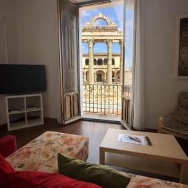 Apartamentos Templo Diana -Vistas Históricas-