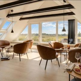 Stor villa til 16 gæster Sauna & vildmarksbad 200 m strand，位于宝可波的酒店