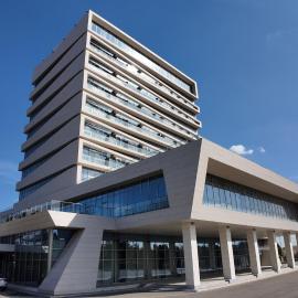 Naftalan Central Wellness Resort，位于纳夫塔兰的酒店
