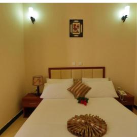Relax Hotel，位于巴赫达尔的酒店