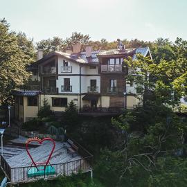 Family Hotel Balkanci，位于尤沙纳的酒店