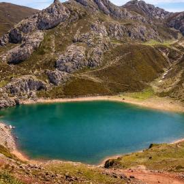 Coronel Somiedo by Unusual Hotels，位于El Puerto de Somiedo的酒店
