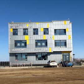 Onon-Ulz restaurant and hotel，位于Uldz的酒店