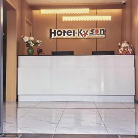 Hotel Kyson 凯森酒店，位于Cocody的酒店
