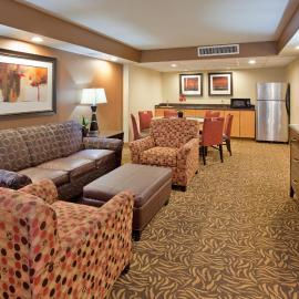 Holiday Inn Kearney by IHG，位于科尔尼的酒店