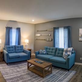 Newly Renovated Acadia Apartment Mple Street，位于埃尔斯沃思的酒店