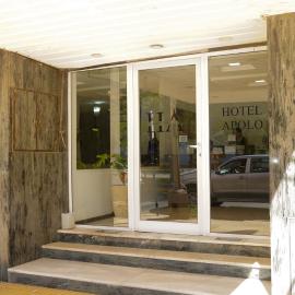 HOTEL APOLO NEUQUEN，位于内乌肯的酒店