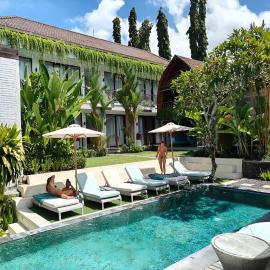 The Palms Canggu，位于坎古的酒店