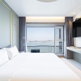 Dangjin Dubai Hotel，位于Dangjin的酒店