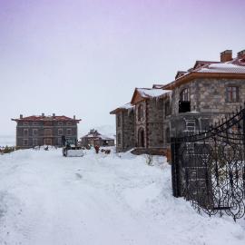 Lake Cildir Lodge,位于Çıldır的酒店