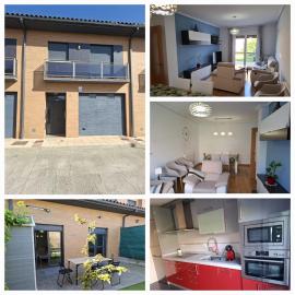Espectacular vivienda unifamiliar con jardín en Olite，位于奥利特的酒店