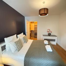 Modern family apartment 6 pax - Free Parking - Paris，位于克劳德的酒店