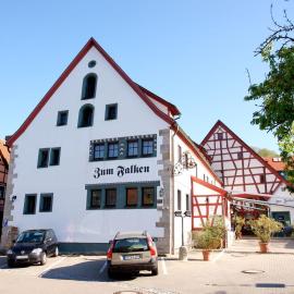 Landhaus Zum Falken，位于Tauberzell的酒店